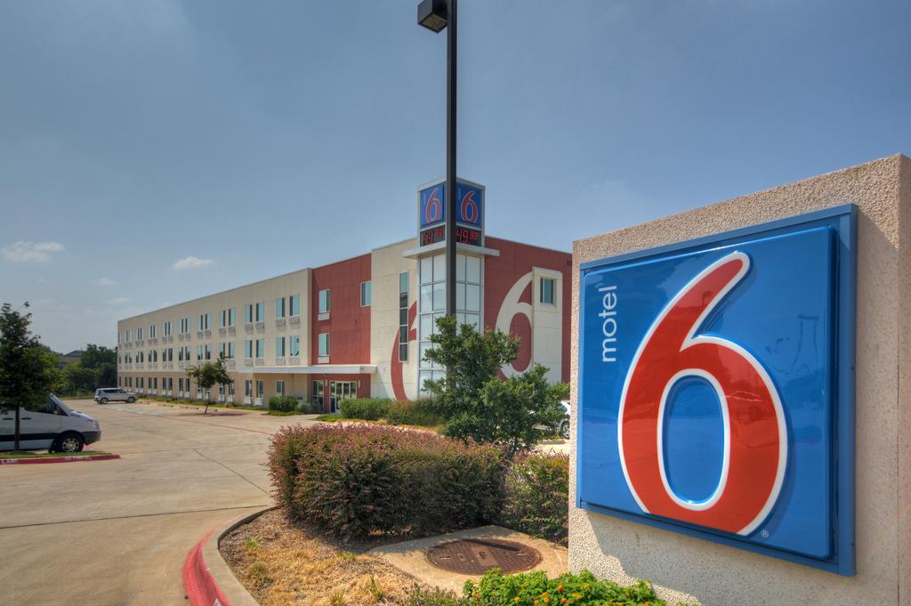 Motel 6-Roanoke, Tx - Northlake - Speedway Exterior photo