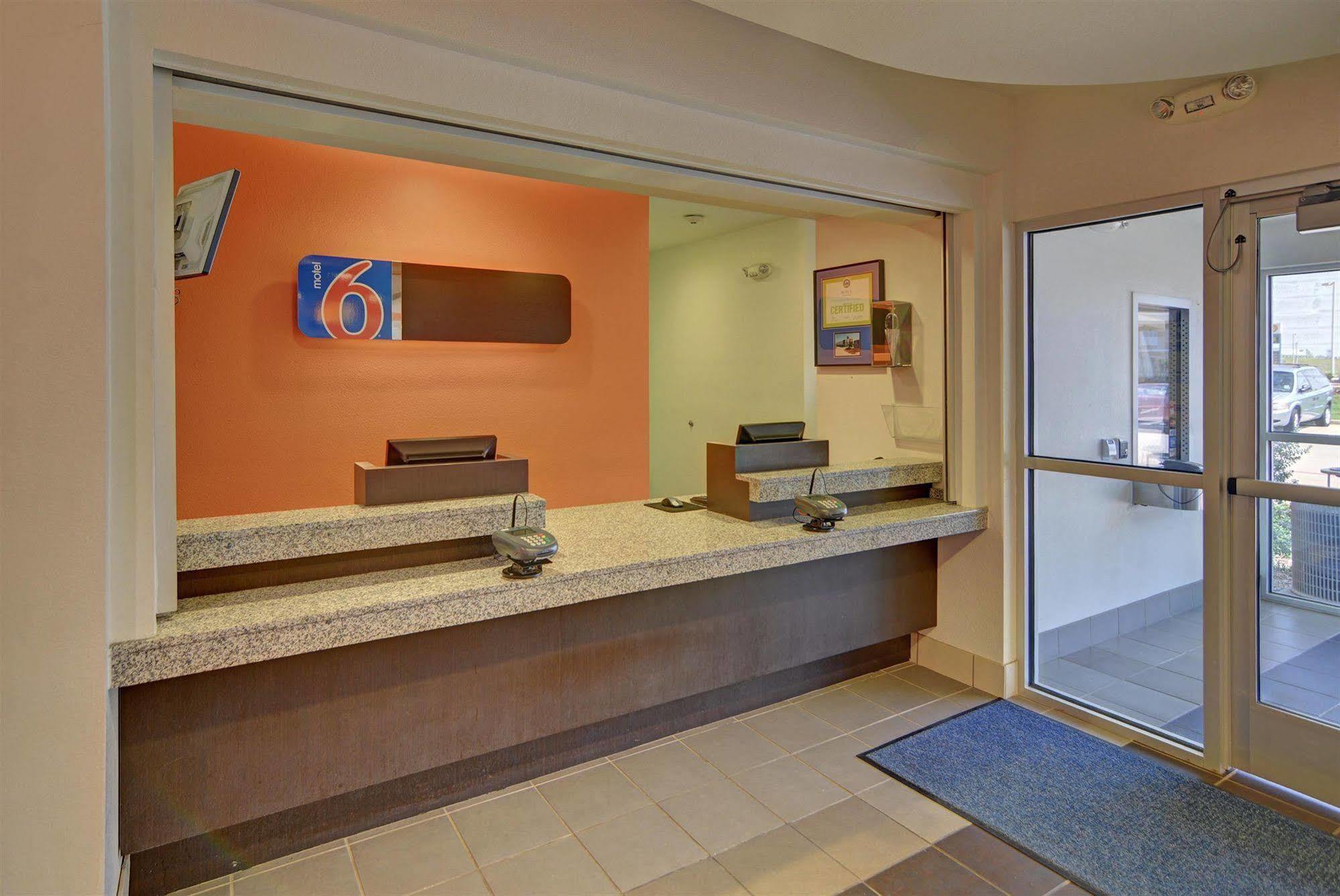 Motel 6-Roanoke, Tx - Northlake - Speedway Exterior photo